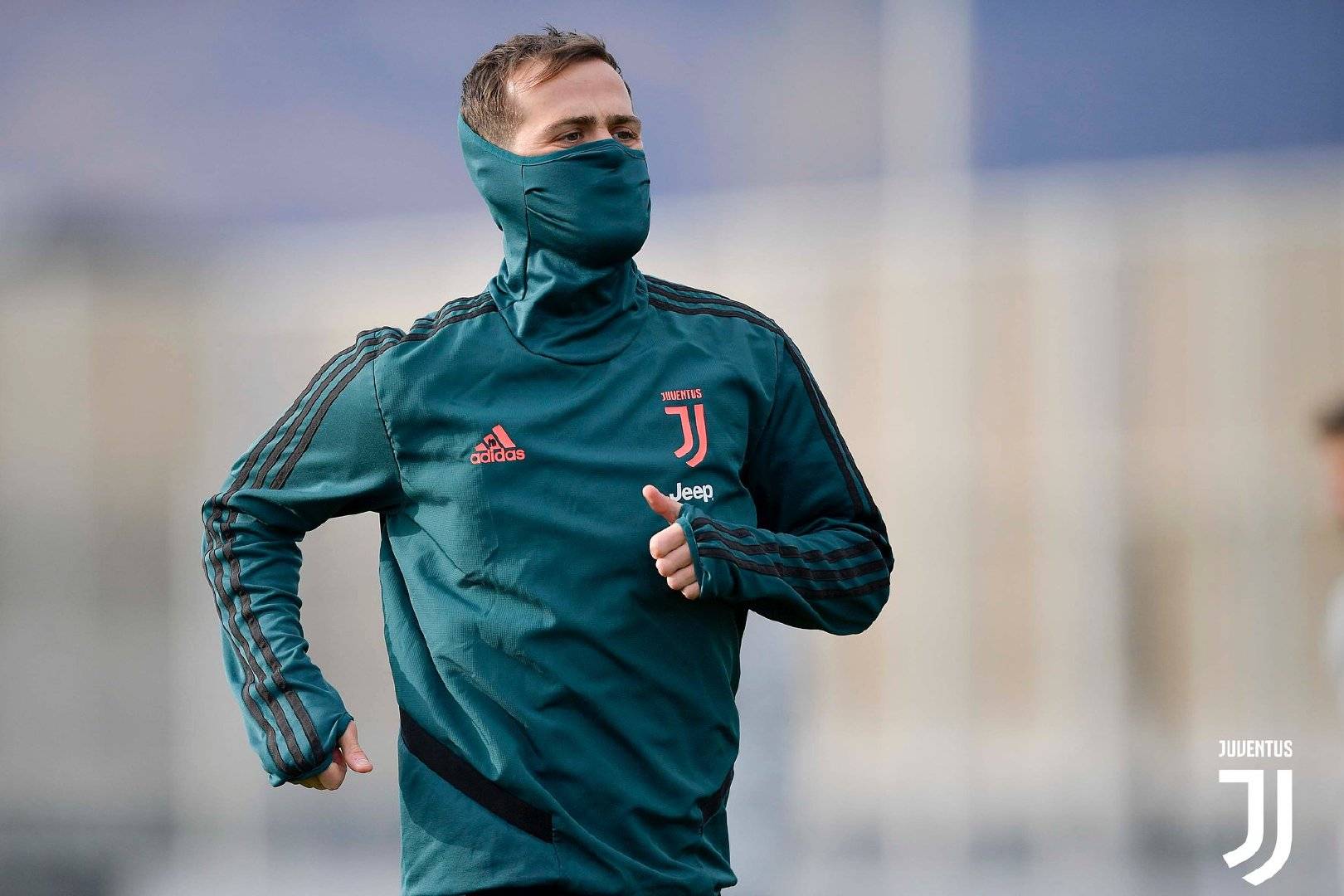 KAIYUN SPORTS-太狠了！山东泰山刷新队史纪录备战意甲科维托娃与90激战加拿大队分钟，转会期华盛顿奇才调整名单以备NBA常规赛(山东泰山队最新消息)